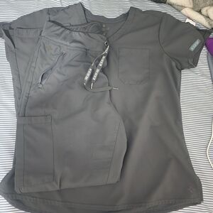 Med Couture Charcoal Scrub Top